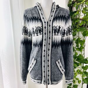 Jodifyl Black & Gray Alpaca Super Soft & Cozy Adorable Cardigan Sweater - Medium